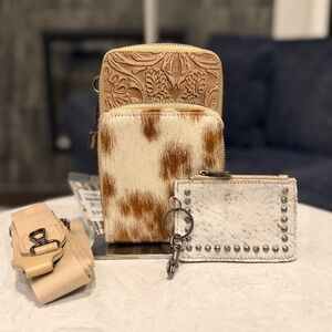 Trinity Ranch Genuine Hair-On Cowhide /Tooled Phone Purse with Coin Tan (B)